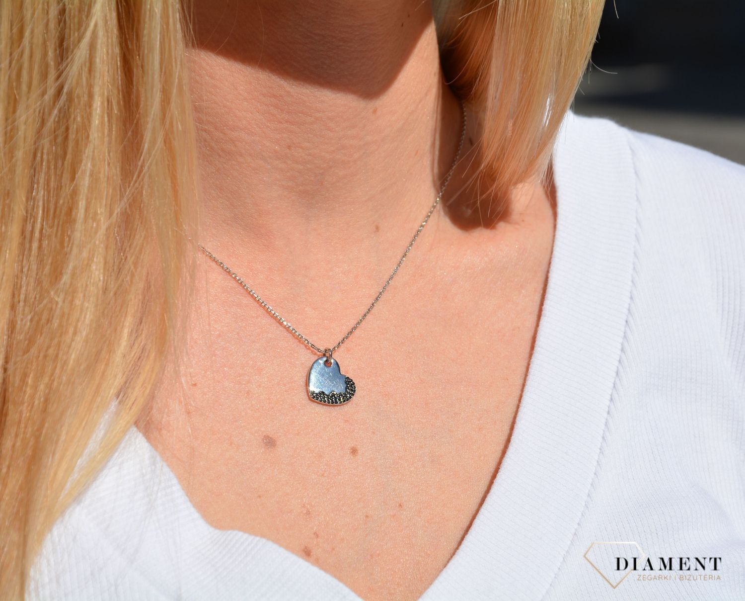 Naszyjnik serce z czarnymi cyrkon. Dall'Acqua N YB 246 079 1.jpg